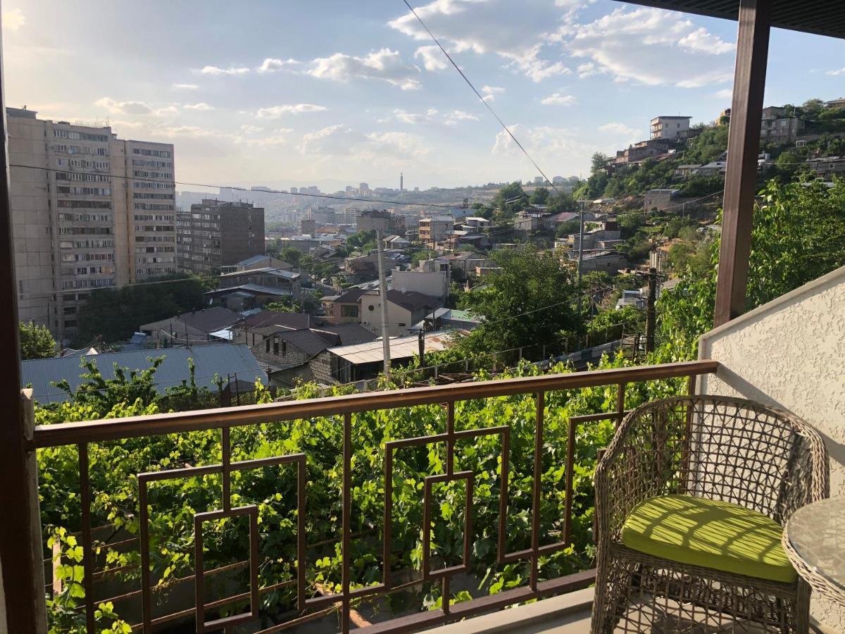 Hillside Guest House Erevan Exterior foto
